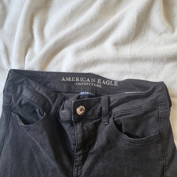 American Eagle Outfitters super stretch jeggings black ripped size 4 - Picture 3 of 7